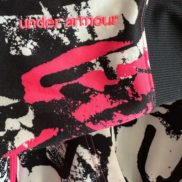 NWOT, Under Armour, Women’s Sz Large Hooded Semi-Fitted Jacket, Sz Large - Picture 5 of 16